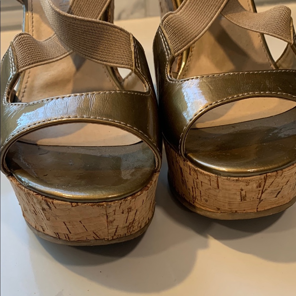 Wedge Sandals - Gold - Picture 6 of 11